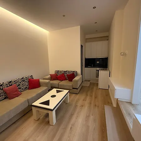 Almar Sarandë